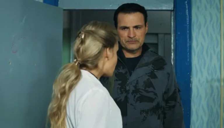 Момент из 15 серии 1 сезона